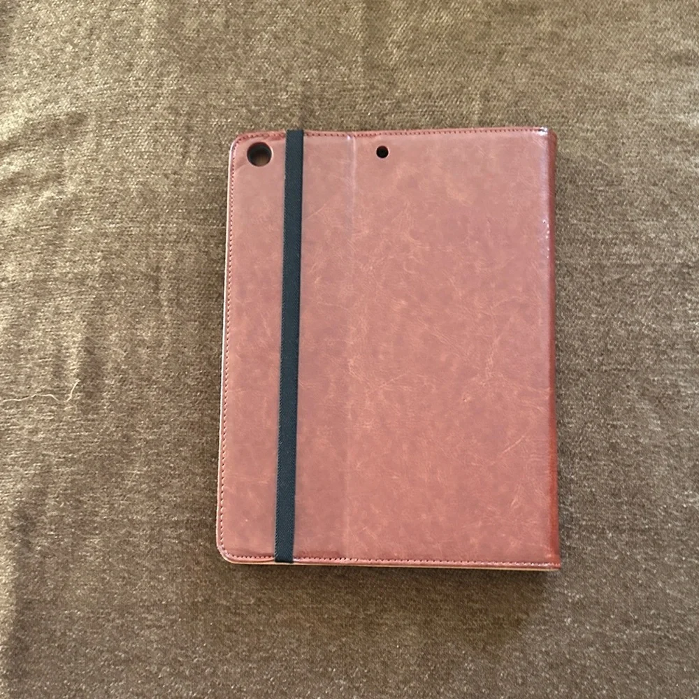 OTTO Tan Tablet Cover